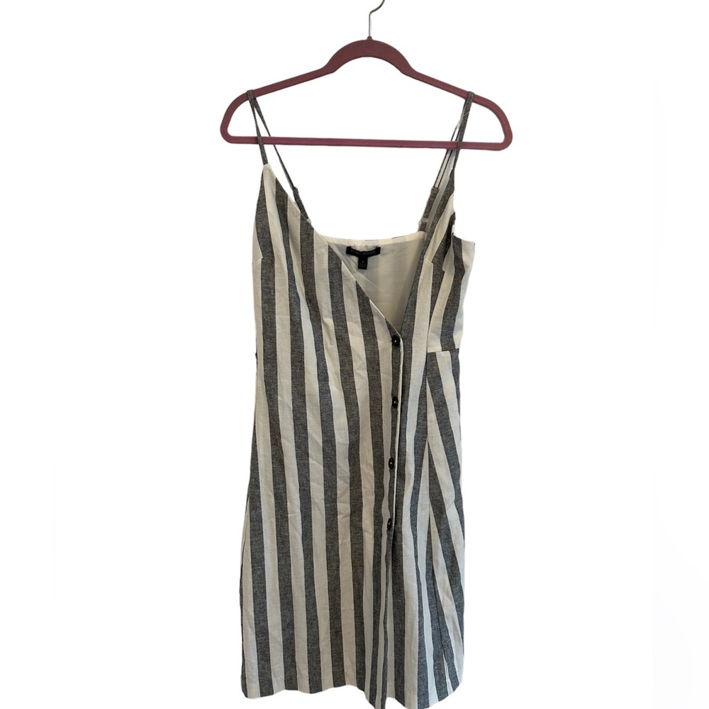 Banana Republic Size 6 Striped dress